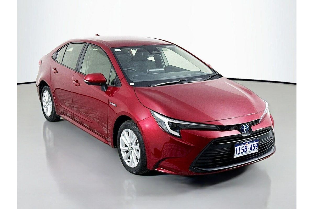 2023 Toyota Corolla Corolla Sedan 1.8L Hyb CVT Ascent Sport