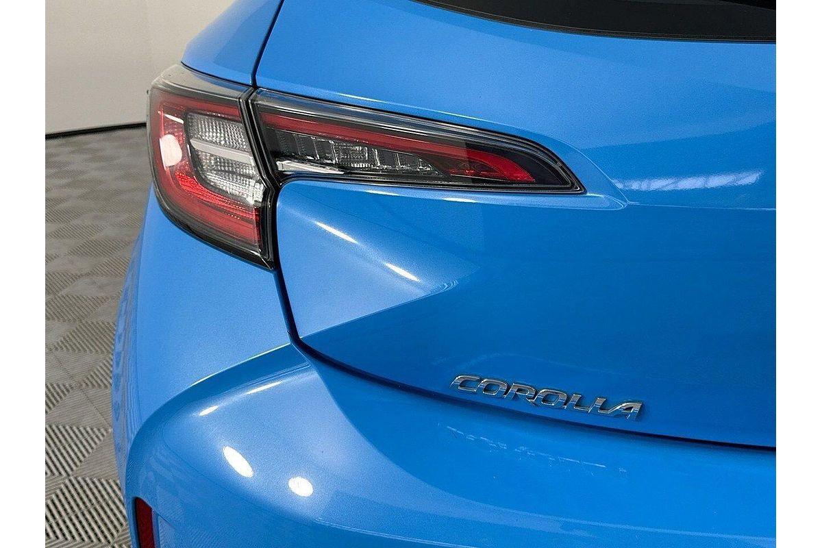 2018 Toyota Corolla Ascent Sport Hybrid ZWE211R