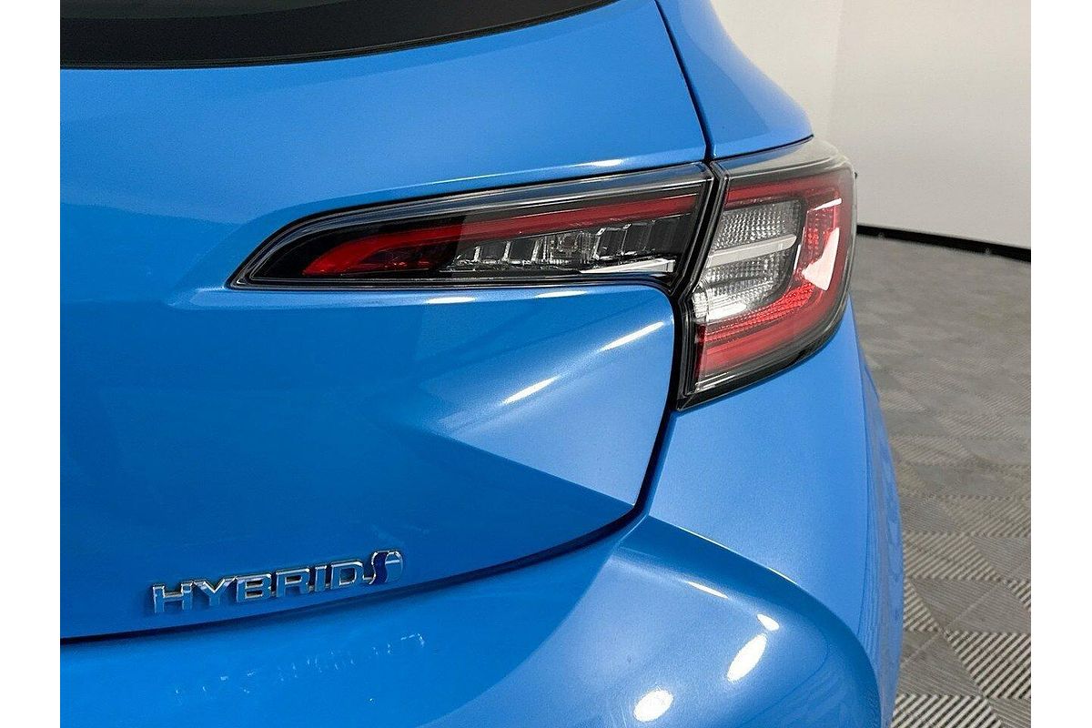 2018 Toyota Corolla Ascent Sport Hybrid ZWE211R