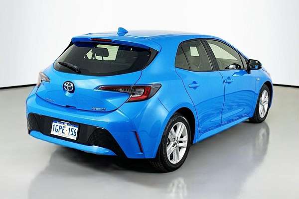 2018 Toyota Corolla Ascent Sport Hybrid ZWE211R