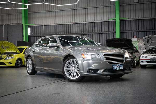 2012 Chrysler 300 C Luxury LX