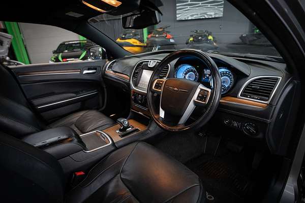 2012 Chrysler 300 C Luxury LX