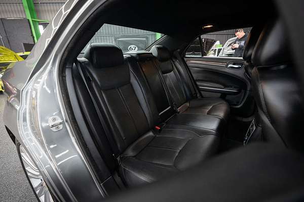 2012 Chrysler 300 C Luxury LX