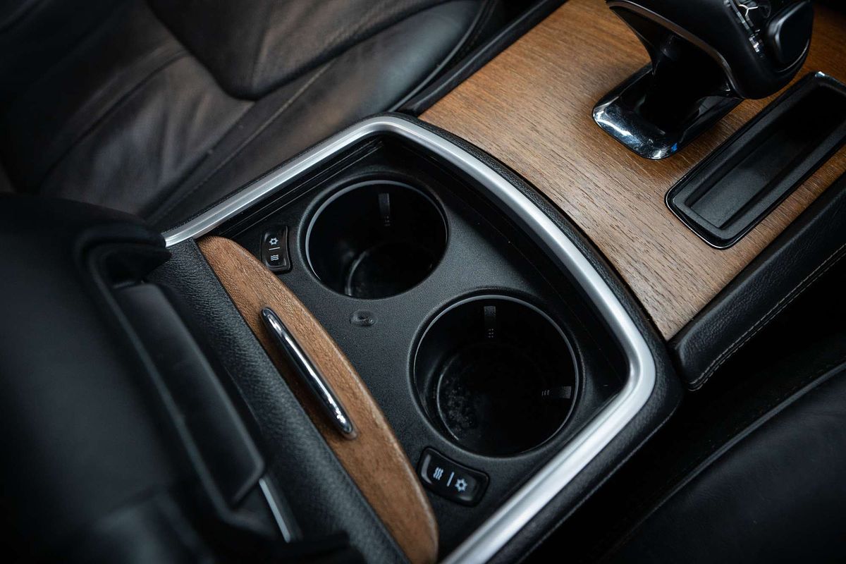 2012 Chrysler 300 C Luxury LX