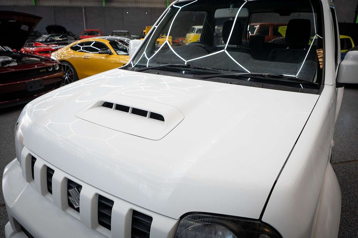 2018 Suzuki Jimny Sierra SN413 T6