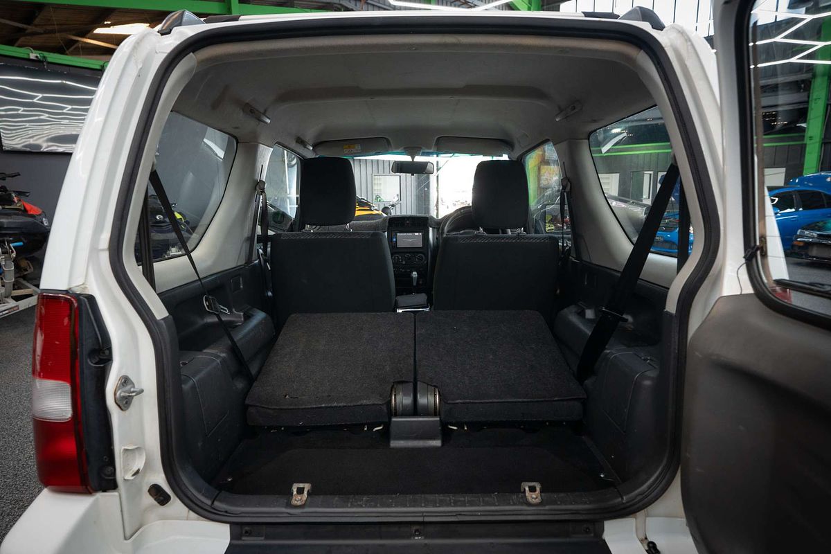 2018 Suzuki Jimny Sierra SN413 T6