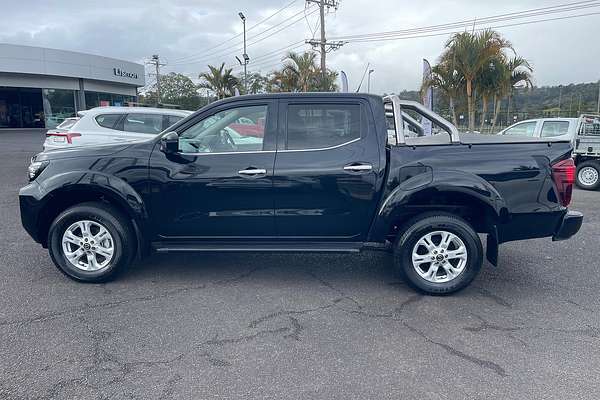 2021 Nissan Navara ST D23 4X4