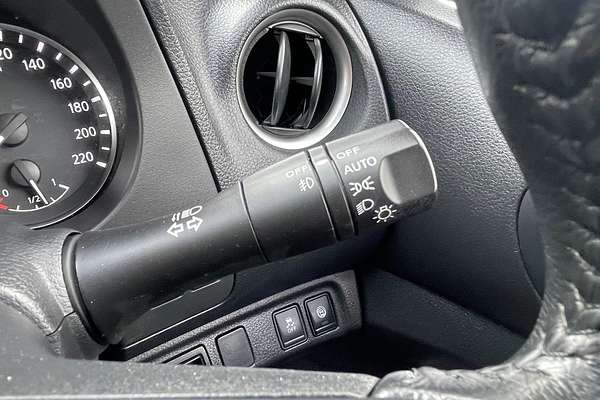 2021 Nissan Navara ST D23 4X4