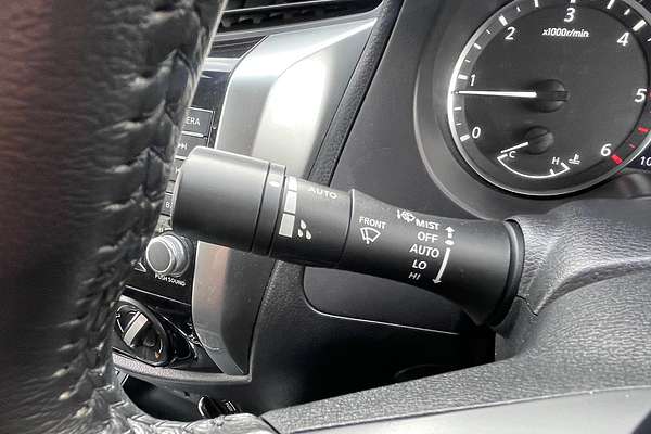 2021 Nissan Navara ST D23 4X4