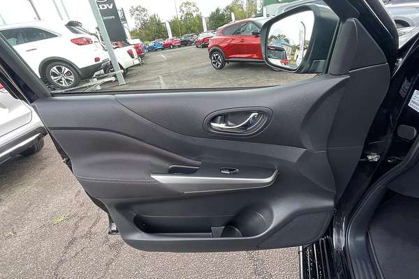 2021 Nissan Navara ST D23 4X4