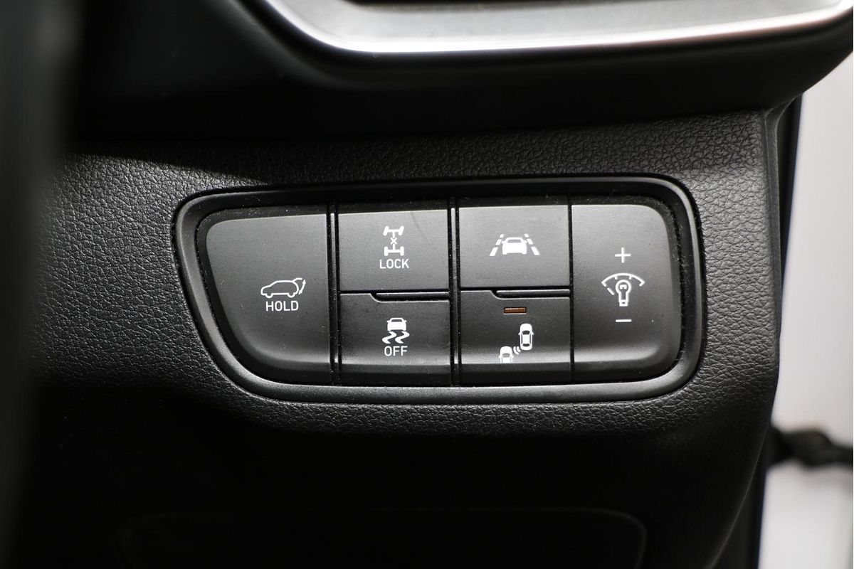 2018 Hyundai Santa Fe Highlander DM5 Series II
