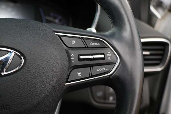2018 Hyundai Santa Fe Highlander DM5 Series II