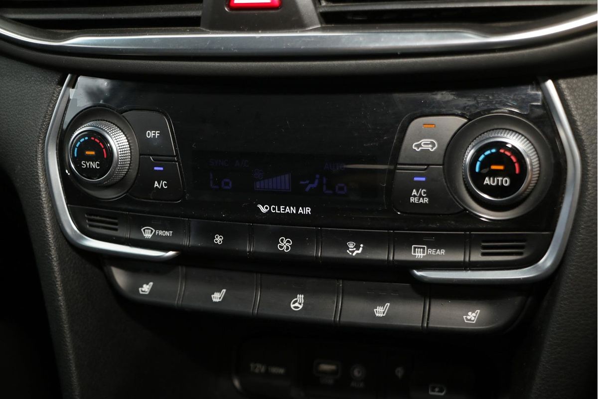 2018 Hyundai Santa Fe Highlander DM5 Series II