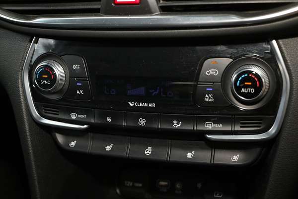 2018 Hyundai Santa Fe Highlander DM5 Series II