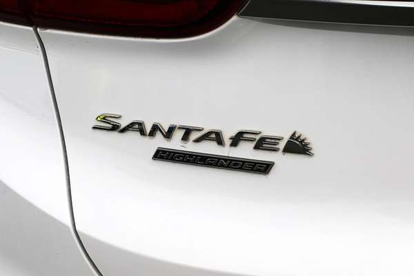 2018 Hyundai Santa Fe Highlander DM5 Series II