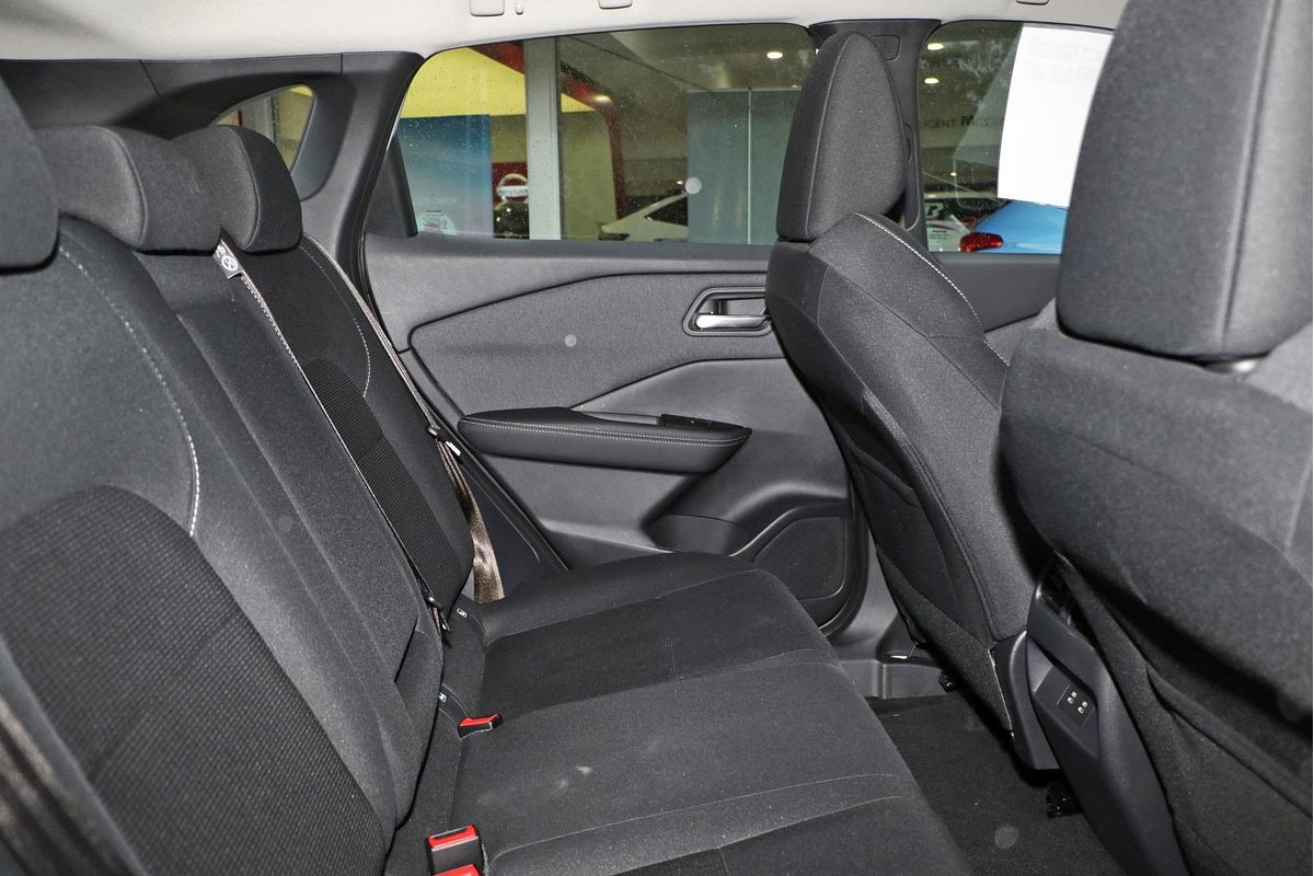 2024 Nissan QASHQAI ST-L J12