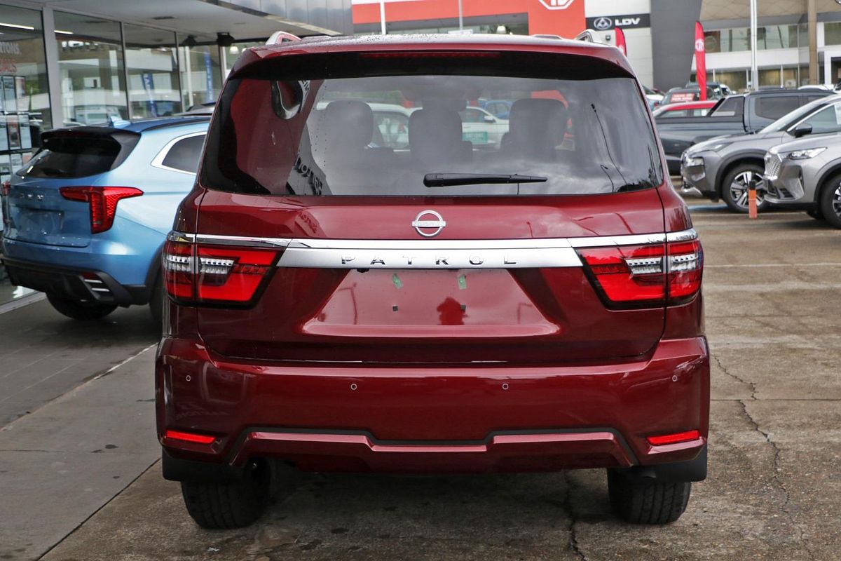 2025 Nissan Patrol Ti-L Y62