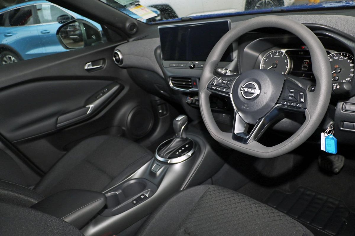 2024 Nissan JUKE ST+ F16