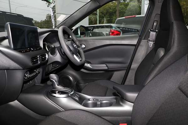 2024 Nissan JUKE ST+ F16