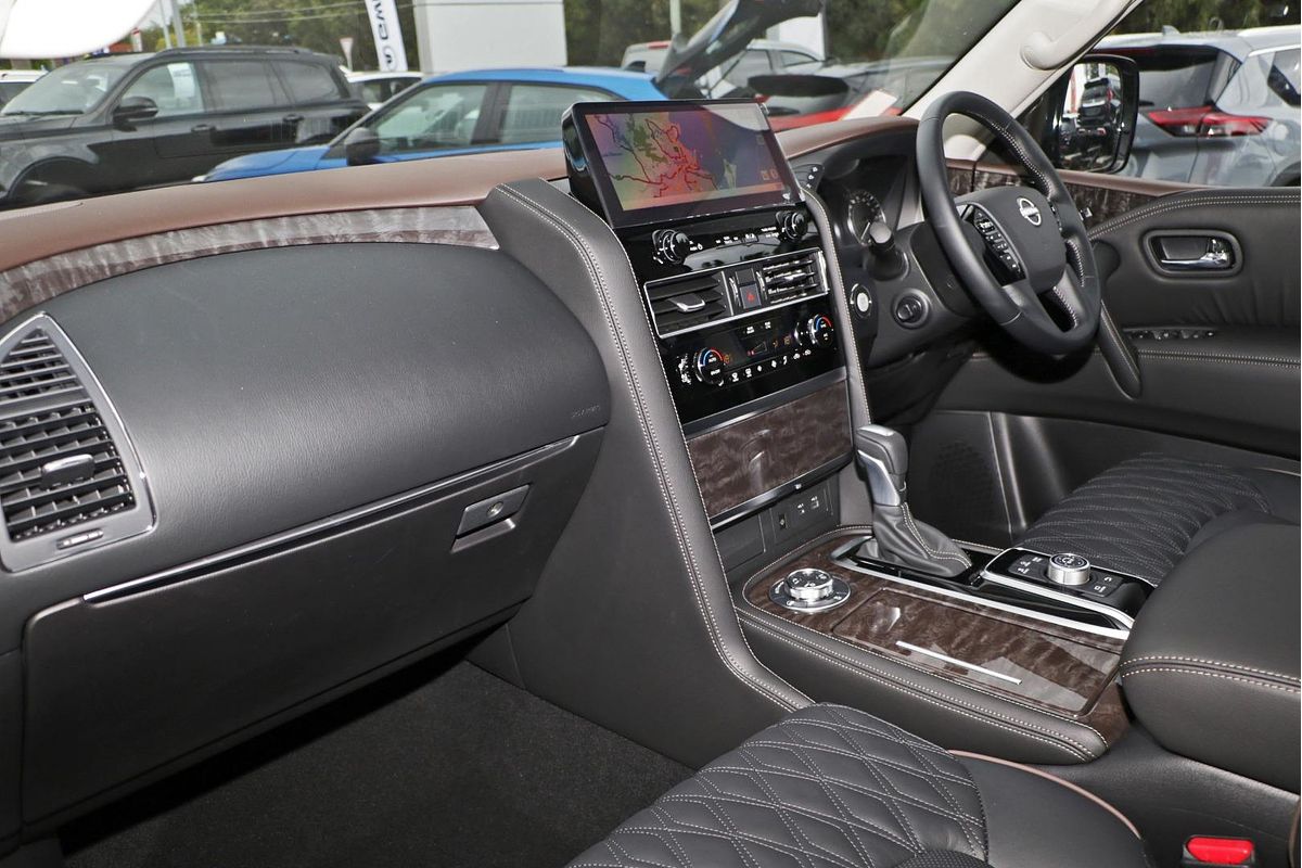 2025 Nissan Patrol Ti-L Y62