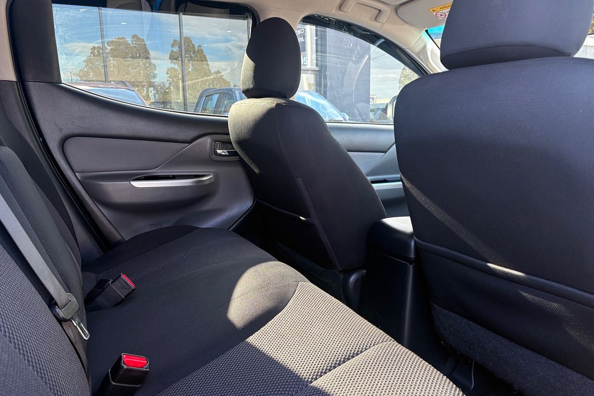 2017 Mitsubishi Triton GLS MQ 4X4