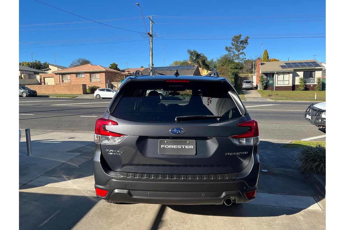 2024 Subaru Forester 2.5i Premium S5