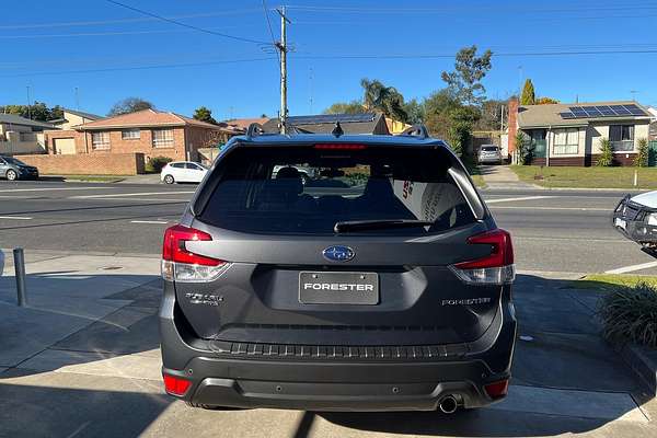 2024 Subaru Forester 2.5i Premium S5