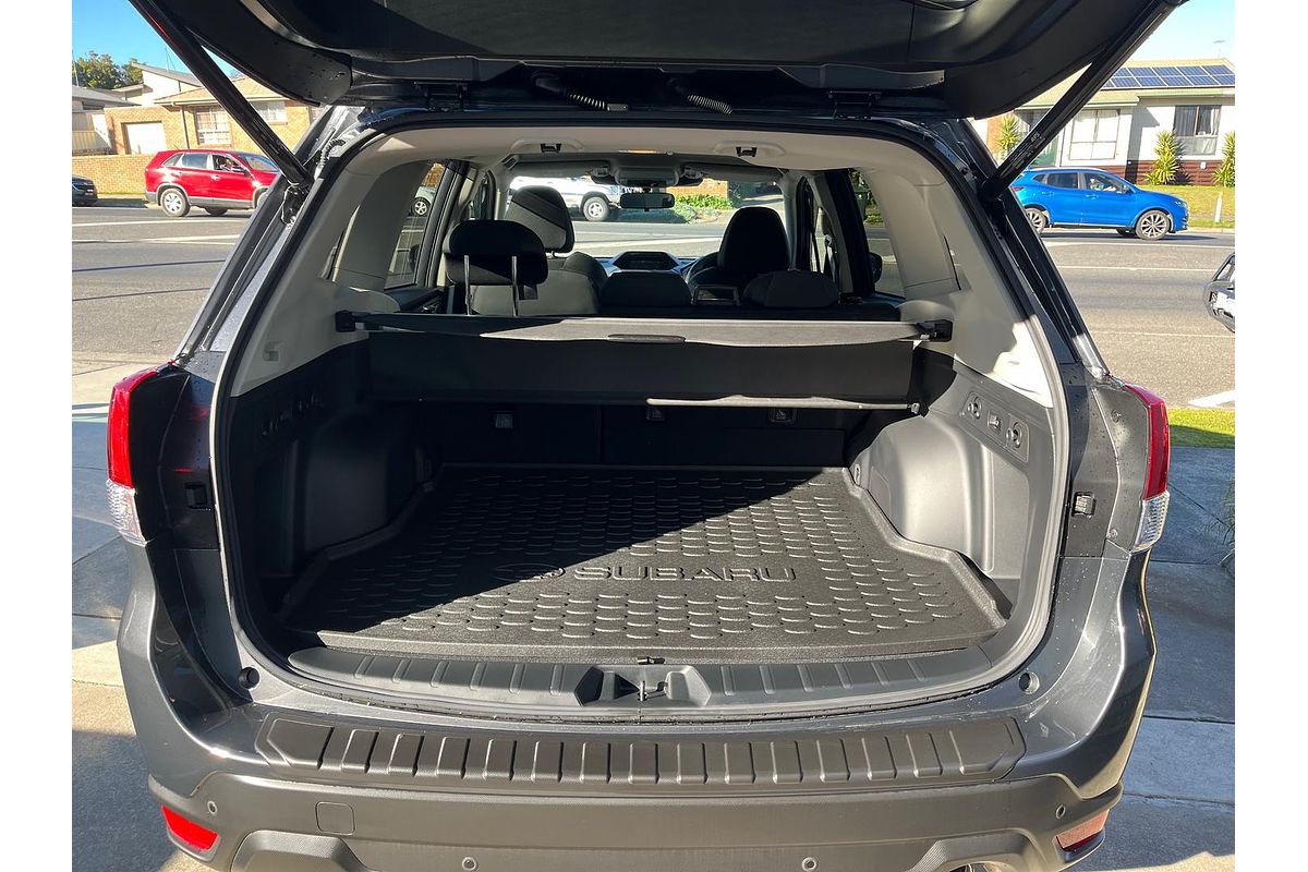 2024 Subaru Forester 2.5i Premium S5