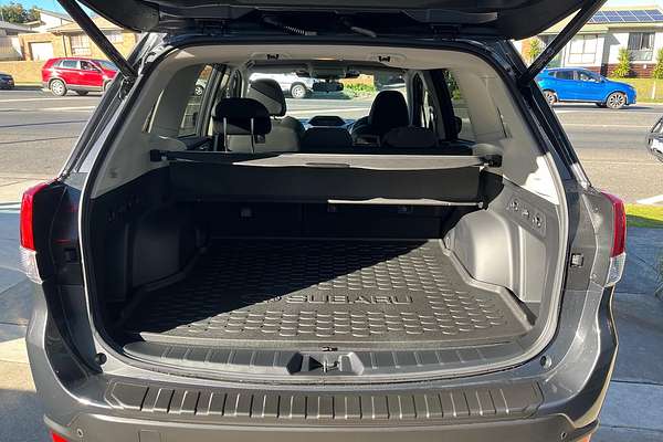 2024 Subaru Forester 2.5i Premium S5