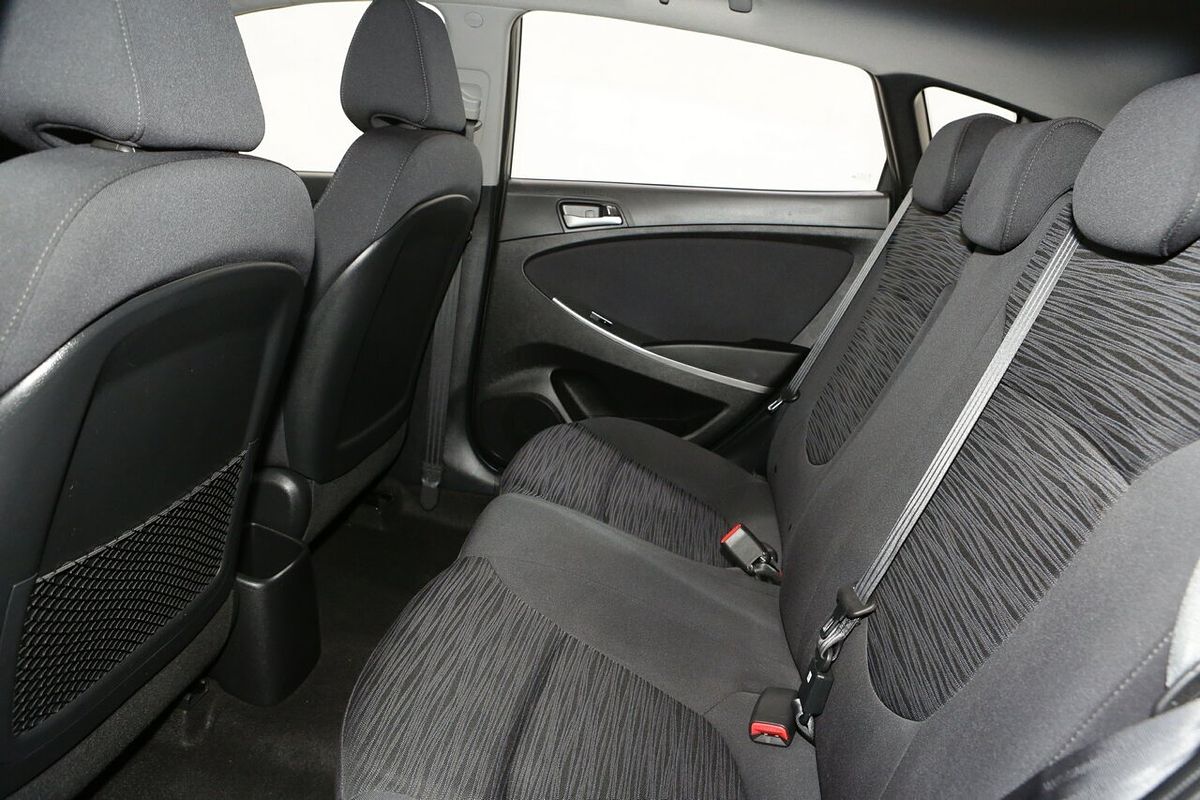 2019 Hyundai Accent Sport RB6