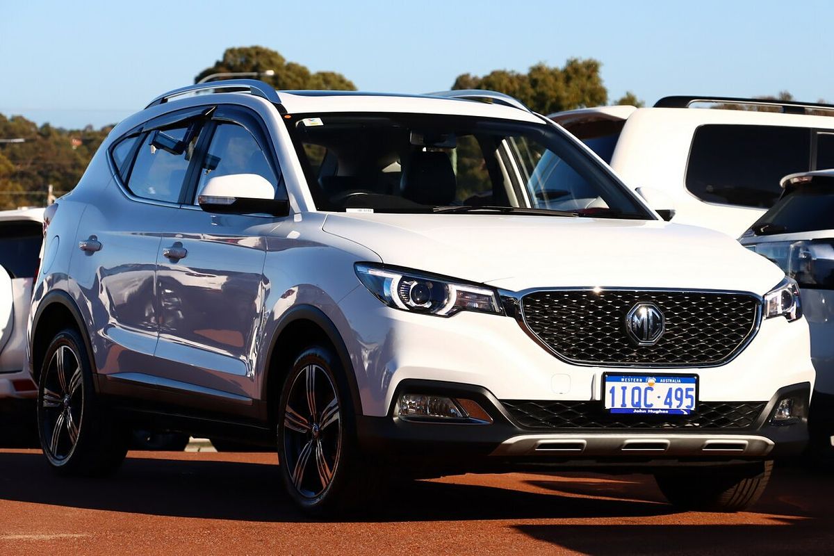2018 MG ZS Essence AZS1