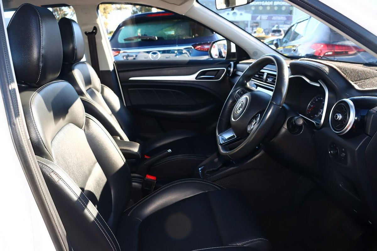 2018 MG ZS Essence AZS1