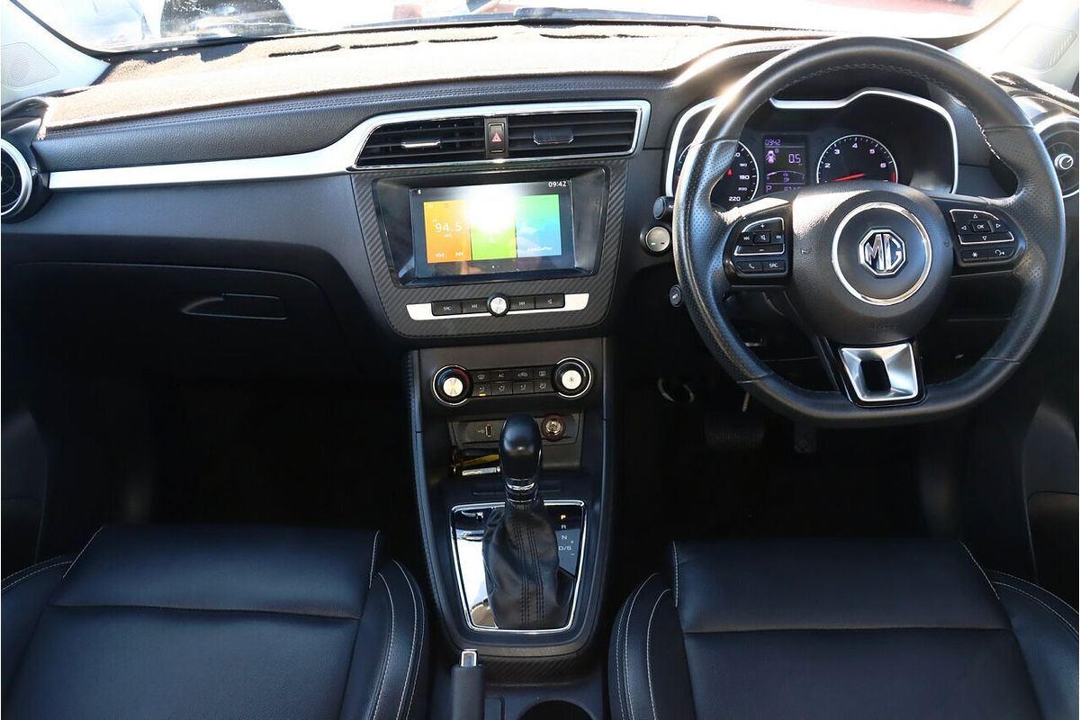 2018 MG ZS Essence AZS1