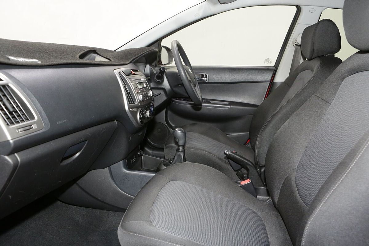 2013 Hyundai i20 Active PB