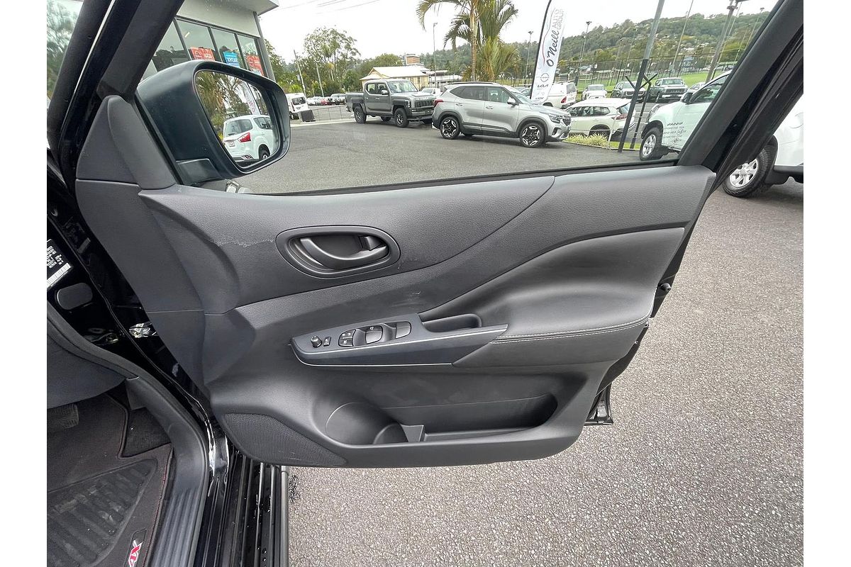 2024 Nissan Navara PRO-4X Warrior D23 4X4