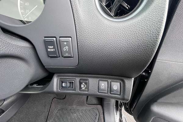 2024 Nissan Navara PRO-4X Warrior D23 4X4