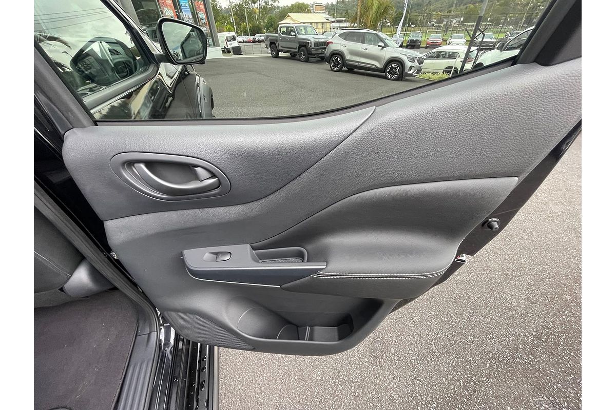 2024 Nissan Navara PRO-4X Warrior D23 4X4