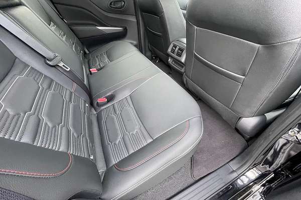 2024 Nissan Navara PRO-4X Warrior D23 4X4