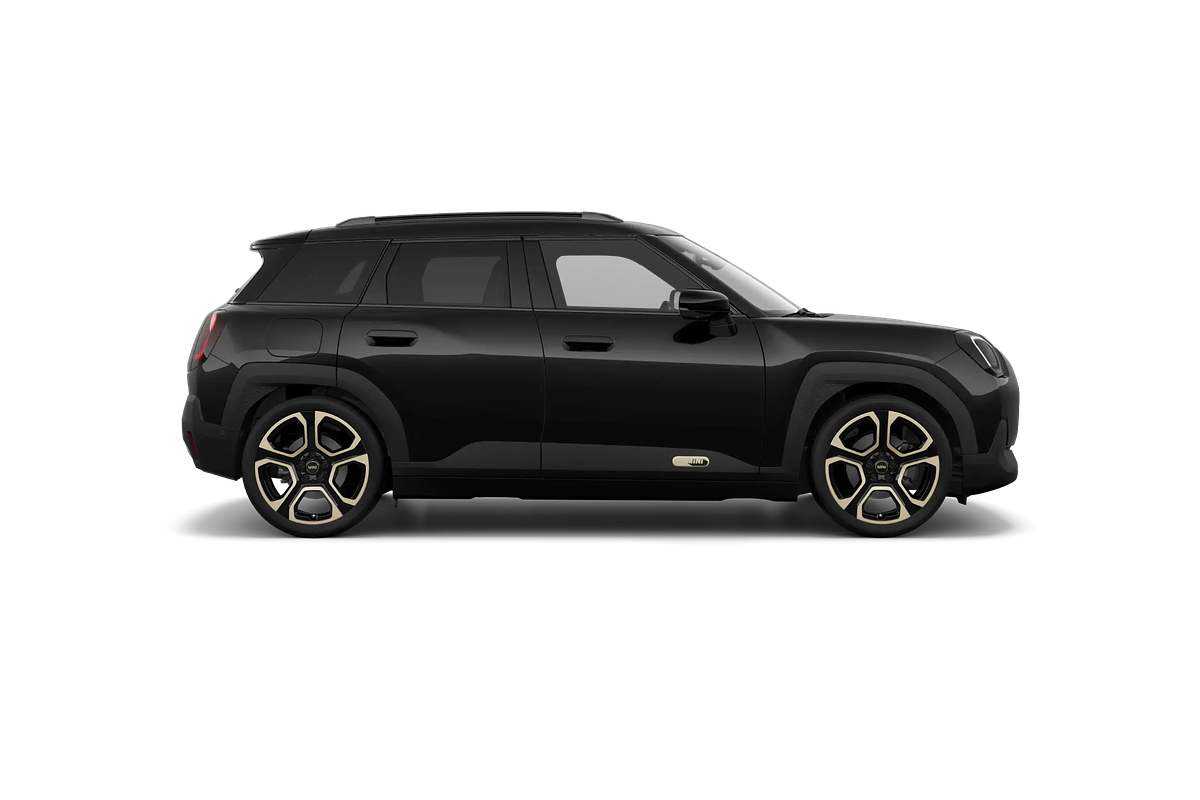 2024 MINI Aceman SE Favoured J05