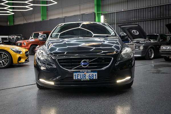 2014 Volvo V40 T4 Sprint Edition