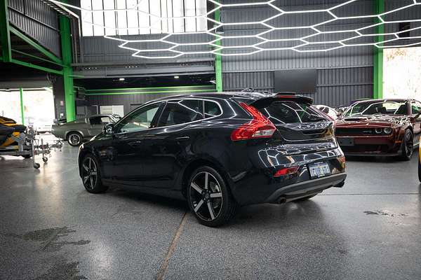 2014 Volvo V40 T4 Sprint Edition