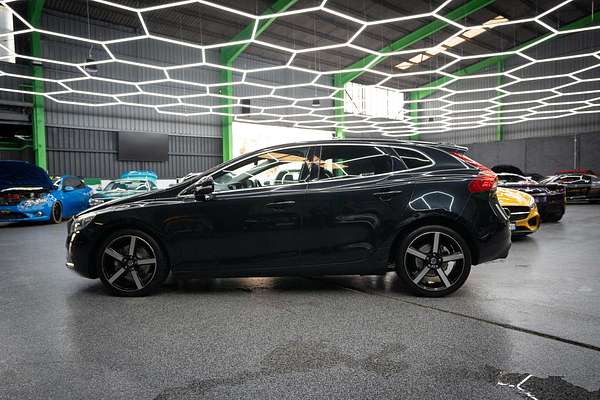 2014 Volvo V40 T4 Sprint Edition