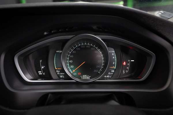 2014 Volvo V40 T4 Sprint Edition
