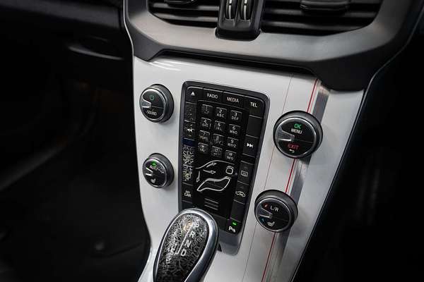 2014 Volvo V40 T4 Sprint Edition