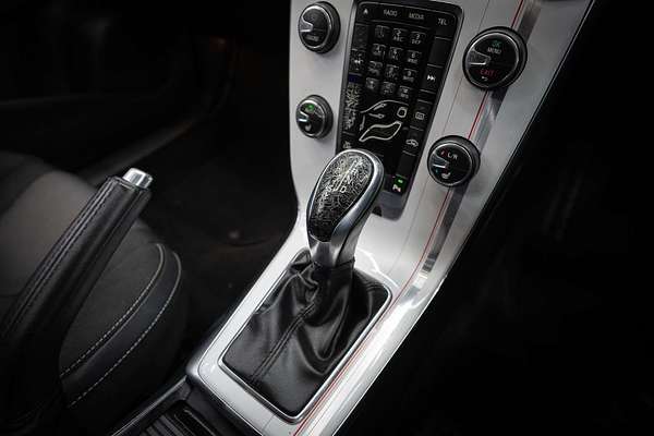 2014 Volvo V40 T4 Sprint Edition