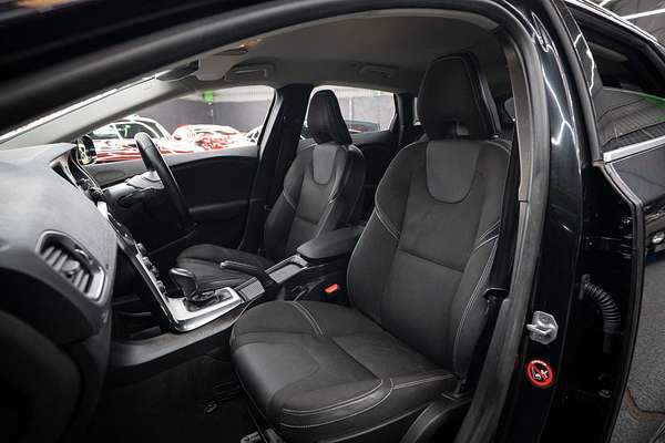 2014 Volvo V40 T4 Sprint Edition