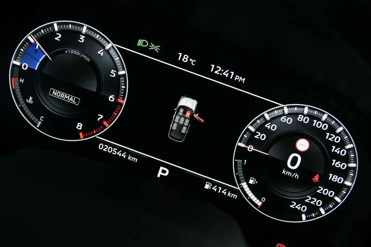 2024 Mitsubishi Outlander Exceed ZM
