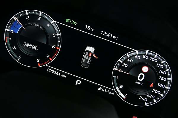 2024 Mitsubishi Outlander Exceed ZM