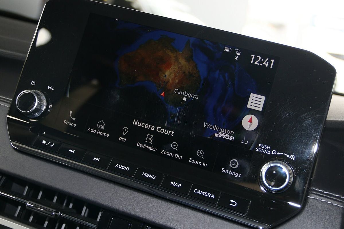 2024 Mitsubishi Outlander Exceed ZM