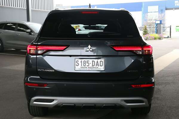 2024 Mitsubishi Outlander Exceed ZM